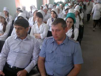 В Каспийском медицинском училище им.А.Алиева прошел круглый стол по духовно-нравственному воспитанию молодежи.