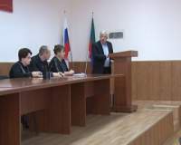 Реализация программы «Доступная среда», ремонт в образовательных учреждениях – эти и другие вопросы обсуждали на еженедельном совещании.