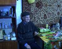 С 90-летним юбилеем ветерана великой отечественной поздравили сотрудники центра социального обслуживания населения.