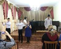 Торжественное открытие года культуры состоялось также в стенах каспийской школы искусств.