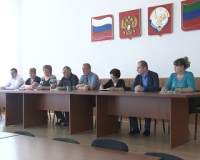 Неудовлетворительное санитарное состояние города – основной вопрос еженедельного совещания в администрации.