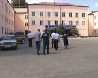 В Каспийске прошли внеплановые проверки школ на готовность в условиях ЧС.