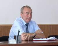 Уход главы муниципального образования Джамалудина Омарова в отставку стал одним из главных вопросов на сессии собрания депутатов.