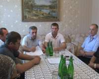 Предстоящие выборы настораживают жителей Новолакского района так как по их мнению они будут мягко говоря не прозрачными.