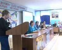 В рамках года культуры КМШИ посетил заслуженный художник Дагестана, член Союза художников РФ Тимур Кагиров.
