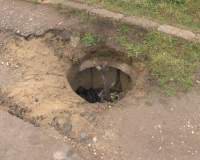 Опасно для жизни, или кто в ответе за открытые люки в городе?