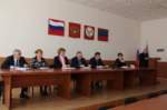 Санитарное состояние города, подготовка к общегородскому субботнику - эти и другие вопросы обсуждали на еженедельном совещании в администрации.