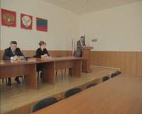 Потери электроэнергии, работа автомоек, доход от рекламных конструкций - основные вопросы еженедельного совещания в администрации.