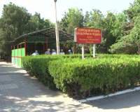 Отдыхать в парке теперь станет еще комфортнее! По настоянию главы МО Магомеда Абдулаева расширена беседка вблизи бассейна.