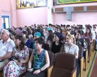 Выпускникам Республиканского инженерного колледжа в торжественной обстановке вручили дипломы об окончании ССУЗа.