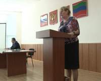 После торжественного вручения депутатских удостоверений начала работу первая сессия собрания депутатов 6 созыва