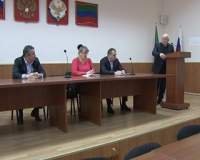 В городской администрации состоялось еженедельное совещание с руководителями муниципальных служб