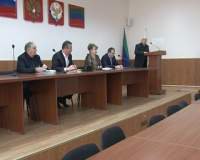 В городской администрации состоялось еженедельное совещание