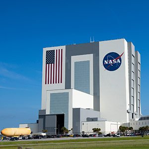 В США есть настолько огромное здание, что внутри него образуются дождевые облака