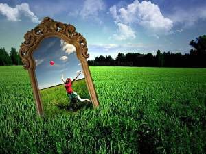 Почему мы видим отражение в зеркале?